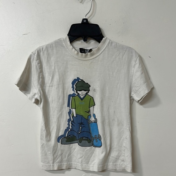 Kids Graphic Tee - White with Green and Blue Design RAID 90’s pre loved - Picture 1 of 2